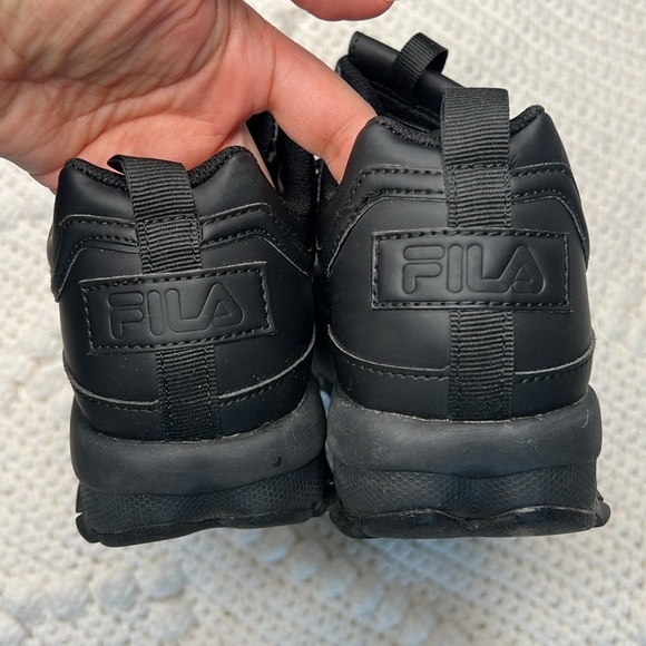 FILA: DISRUPTOR II CLEAR BLACK LEATHER SHOES size 7 - Picture 9 of 11